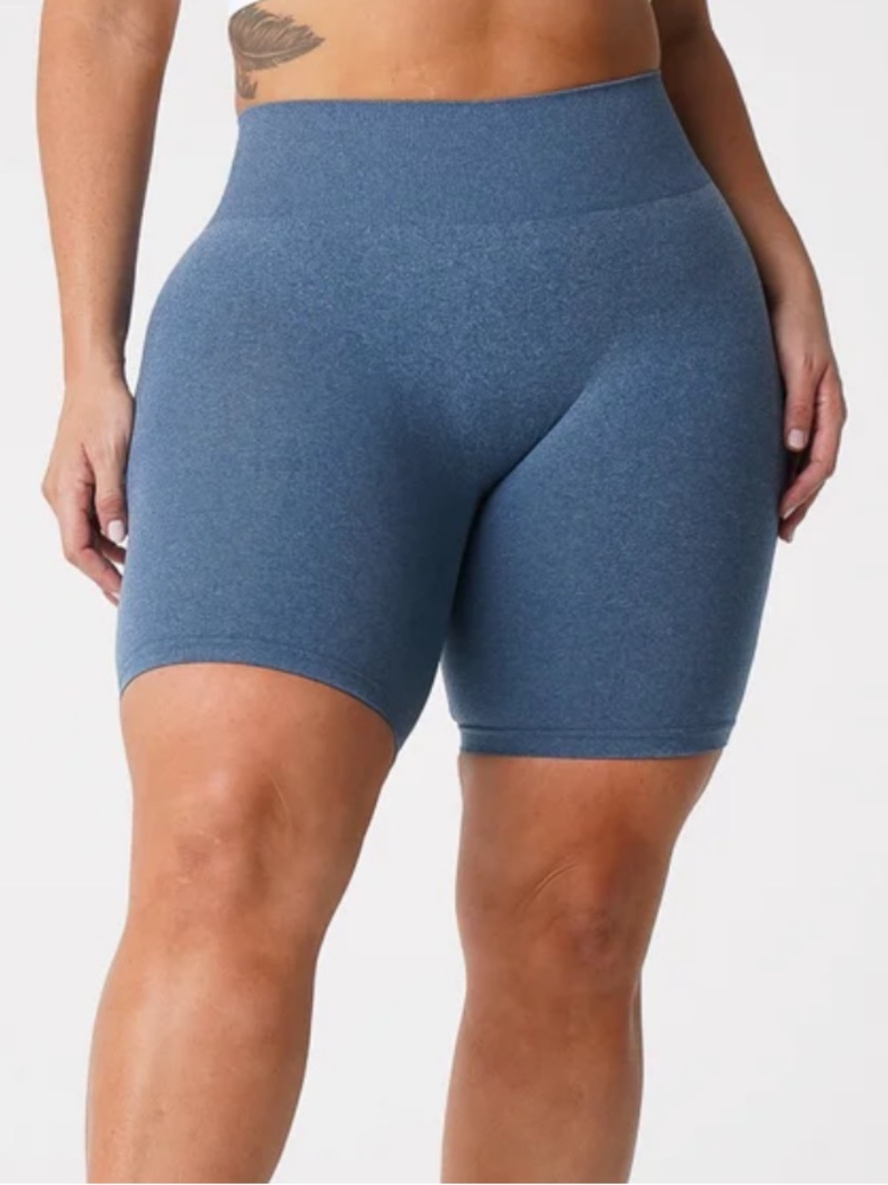 NVGTN Seamless High-Waist Women's Bike Shorts - Blue size Large